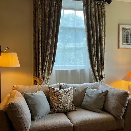 Plas Yn Yale With Mountain Views From All Windows Wrexham Buitenkant foto