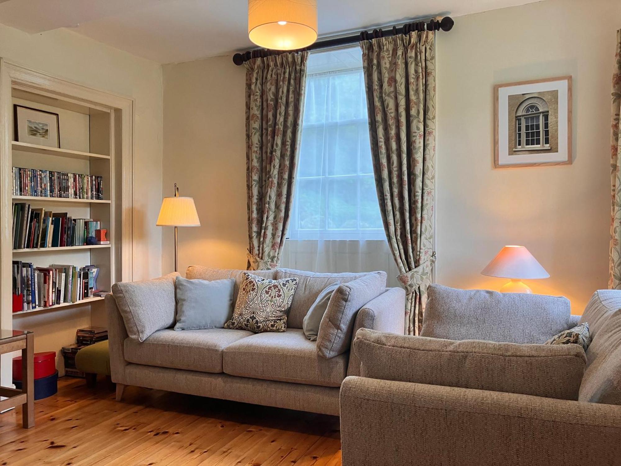 Plas Yn Yale With Mountain Views From All Windows Wrexham Buitenkant foto